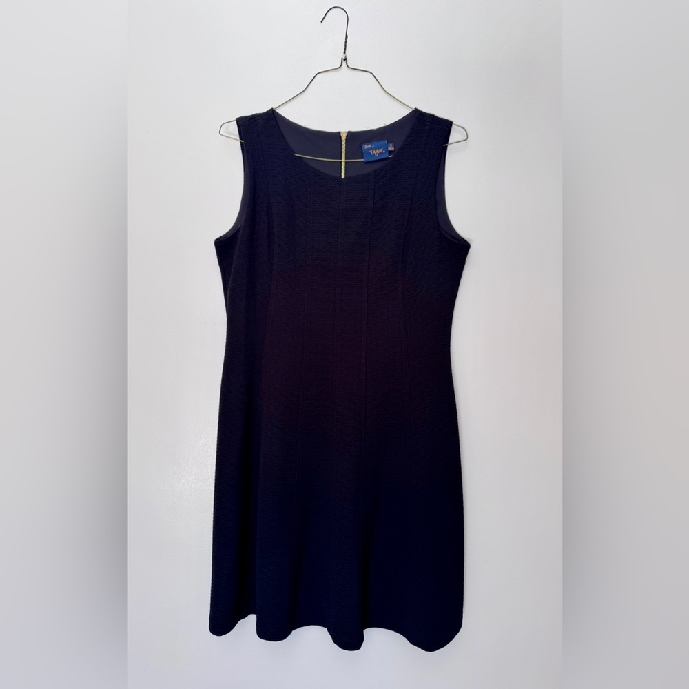 Just Taylor Black Midi Dress